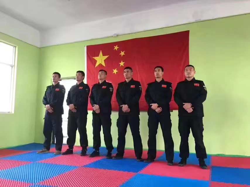 ѵ